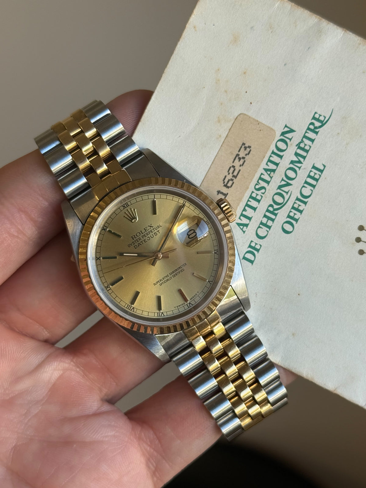 Rolex Datejust 16233 - Champagne Dial - Papiers d'origine